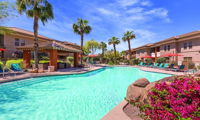South Scottsdale Resort | More to do and see than you have time for !