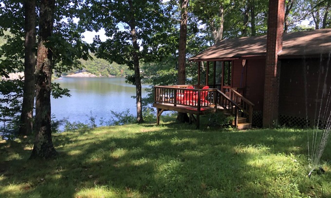Camden Cottage | Morning sun, coffee in hand, a good book and so much more.
