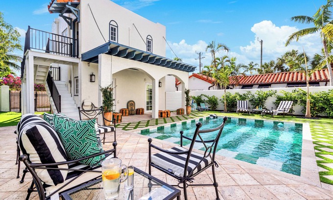 Palm Beach - West Palm Beach House | Moroccan Elegance | Near Beach & Downtown | Curated Experiences
