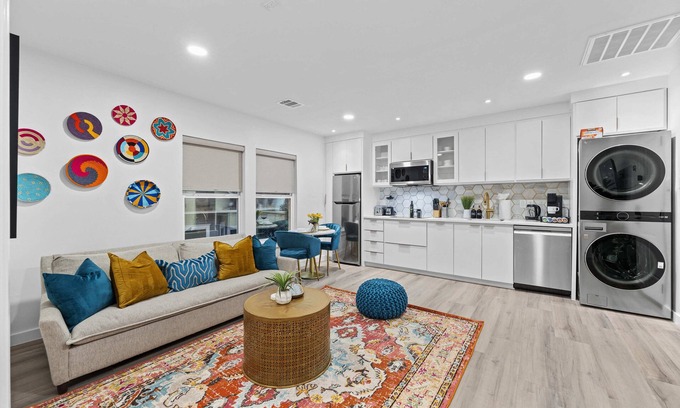 Oak Cliff Apartment | Moroccan-Inspired 1-BR Getaway near Reunion Tower