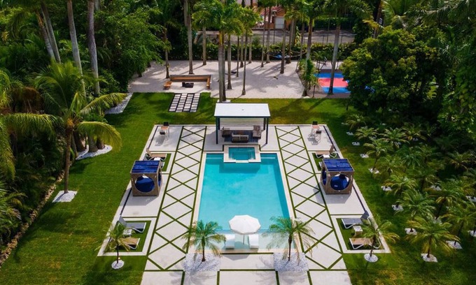 Golden Glades Villa | Moroccan Villa w/BKB CT, XL Sand Hammock, Cabana