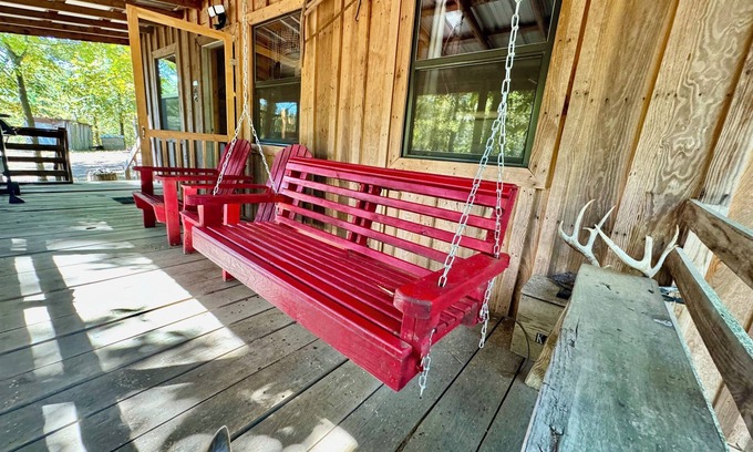 Golden Cabin | Mossback Outfitters located in Wright City