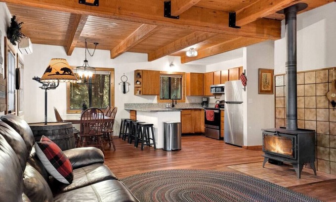 Cascade Apartment | Mossy Pines Cabin .