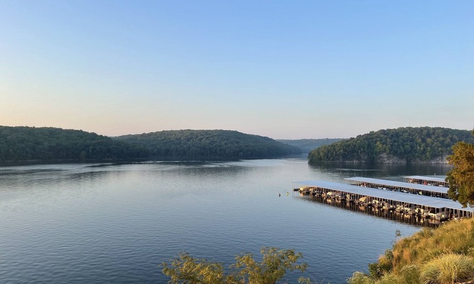 Kaiser Condo | Most Exquisite View on the Lake!