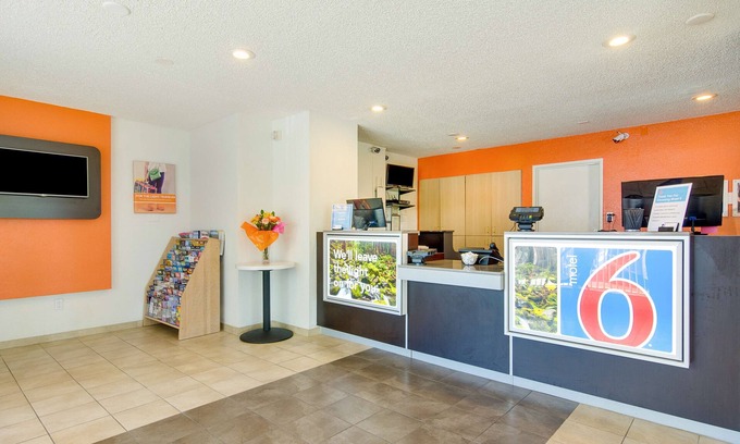 Fife Hotel | Motel 6 Tacoma, WA - Fife