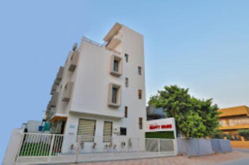 Vallabh Vidhyanagar Hotel | Motel happy home , Vidyanagar
