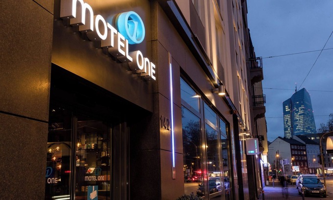 Ostend Hotel | Motel One Frankfurt East Side