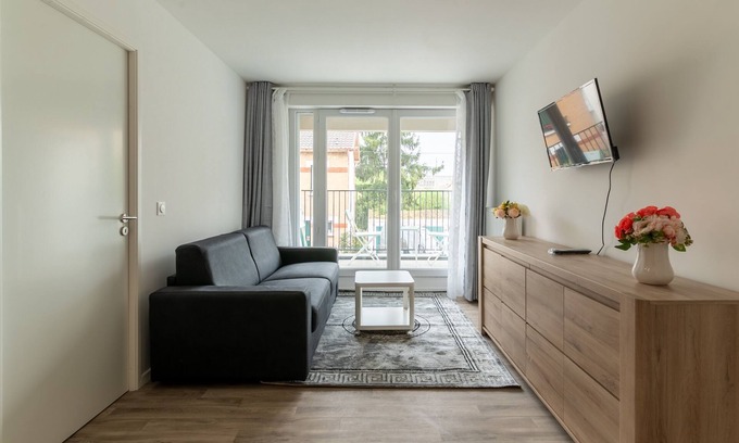 Bondy Apartment | Moulin à Vent Nord - Appt à 20 min de Paris