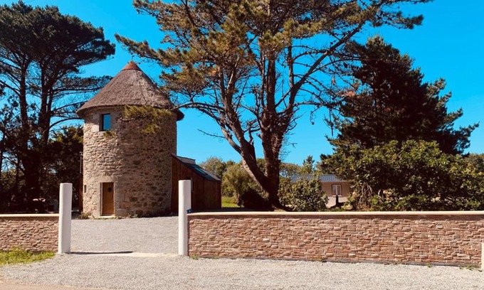 Cleden-Cap-Sizun Villa | MOULIN DE KERNOT