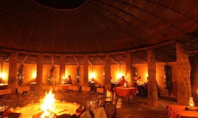 Omaruru Cabin | Mount Etjo Safari Lodge