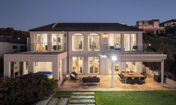 Mount Martha House | Mount Martha Manor Indoor Pool & Ocean Views