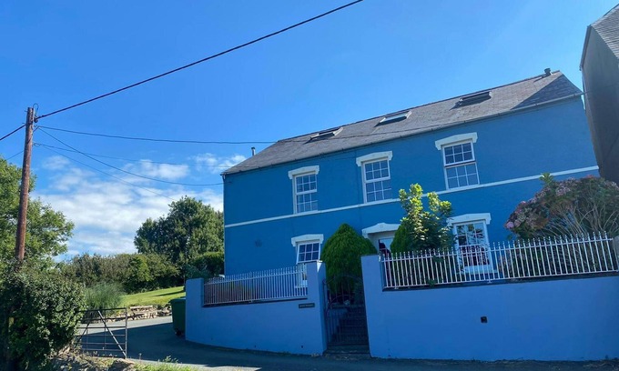 Newport Cottage | Mount Pleasant, Newport