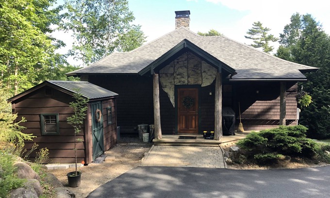 Lake Placid Club House | Mountain Ash House, walk to Mirror Lake and Main Street