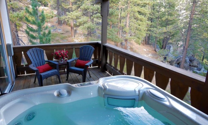 Incline Village House | Mountain Cabin with Hot Tub and Sauna