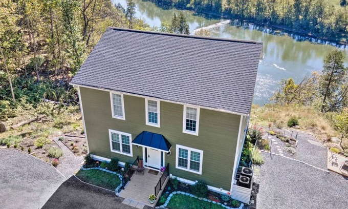 Front Royal Cabin | Mountain Hideaway on Shenandoah River