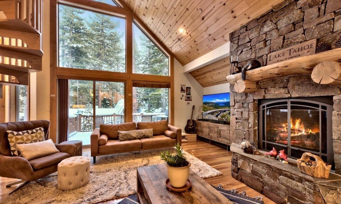 Pioneer Trail Cabin | Mountain Home, Game Room, 3 Living Areas, Near Heavenly, 8 Guests+Kids 5 and Older