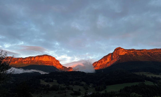 Entremont-le-Vieux House | Mountain house with exceptional view of the Chartreuse mountains