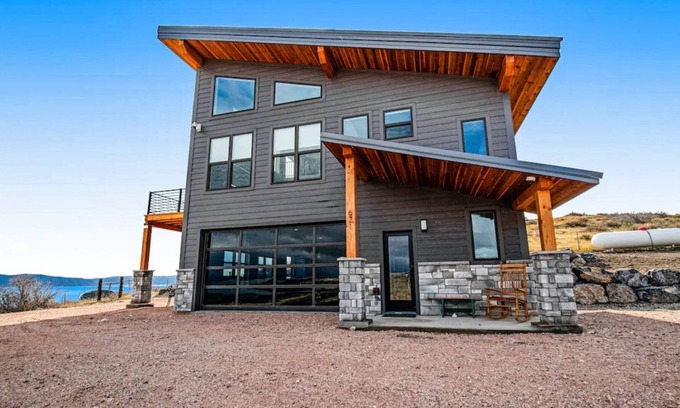 Fish Haven House | Mountain Lakeside Chalet Near Beaches & Amenities