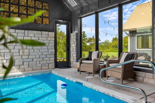 Gatlinburg - Pigeon Forge House | Mountain Luxury Private Resort Style Amenities