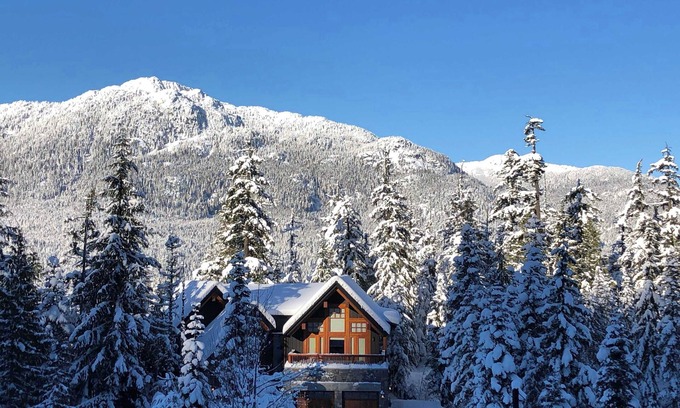 Whistler Creekside House | Mountain retreat w/ski access & hot tub