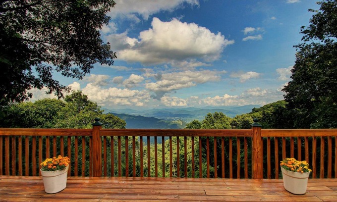 Maggie Valley House | Mountain Top Retreat sweeping mountain views paved road Gated & Golf Course