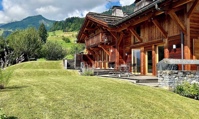 Cordon Ski Chalet | Mountain vacations in a chalet with an exceptional view