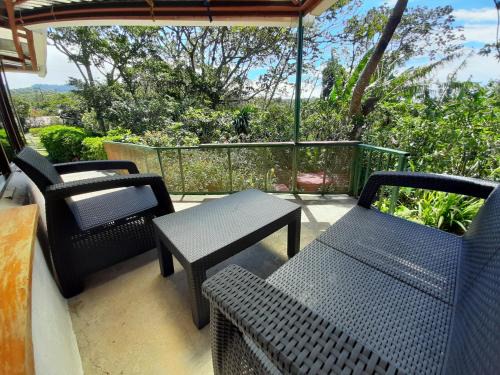 Monteverde Apartment | Mountain view Monteverde, Cecropia Paradise