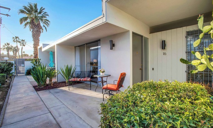 Palm Desert Condo | Mountain View 2-Bedroom Condo, Gated Community 1 Mile from El Paseo