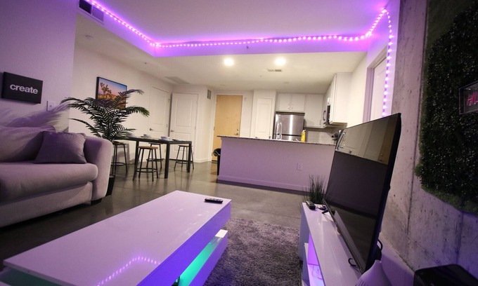 Baker Apartment | Mountain View Apartment Near Downtown Denver