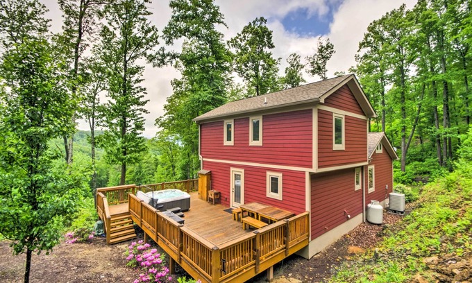 Boone House | Mountain View Boone Home Close to Blue Ridge Pkwy!
