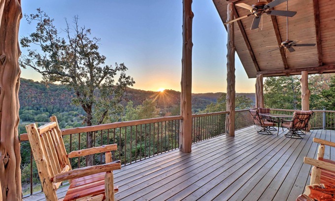 Mountain View Cabin | Mountain View Hideaway w/Outdoor Fireplace!