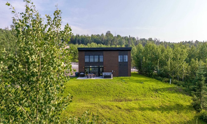 Saint Come Ski Chalet | Mountain View & Spa - Chalet Le Petit Leo