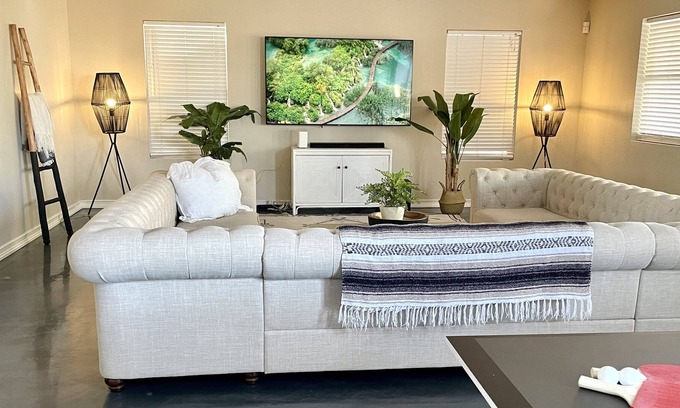 Paradise Valley Village House | Mountain View ⛰️ with Hot Tub, Hiking, BBQ, and Fire Pit