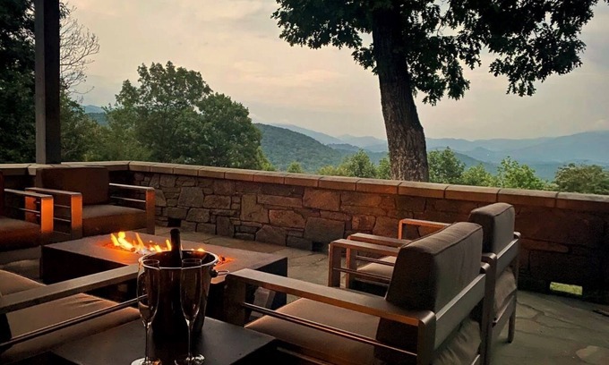 Skyland House | Mountain Views in total Privacy - arcade, spa, theater @ Grand Eagle