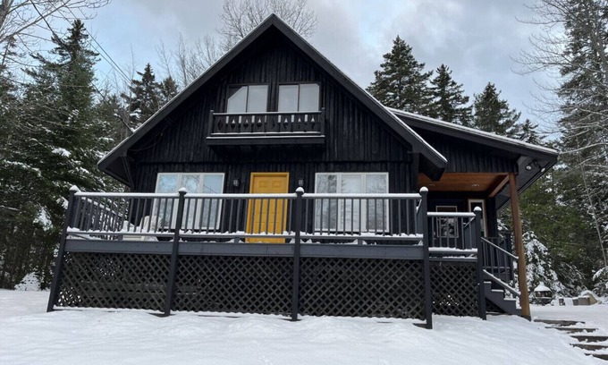 Carrabassett Valley House | Mountainside Getaway - Sugarloaf Ski Chalet
