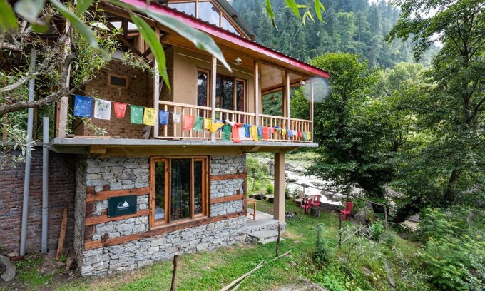 Banjar Cabin | Mountiver