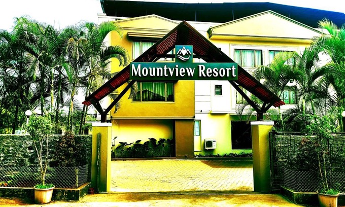 Lonavala Hotel | Mountview Resort