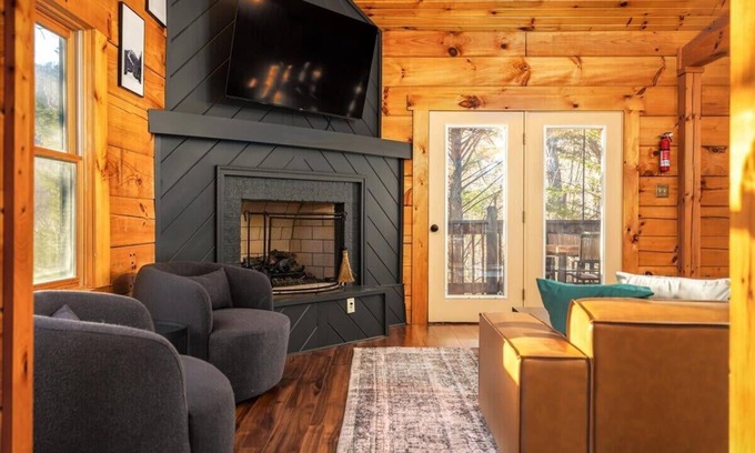 Massanutten House | Movie Theater~Arcade ~Hot Tub~Views~Pool Pass