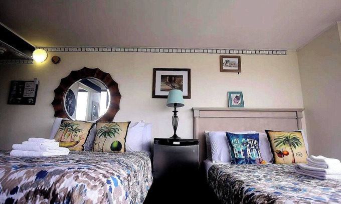 Waikiki Condo | Movie theme studio in wonderful Honolulu