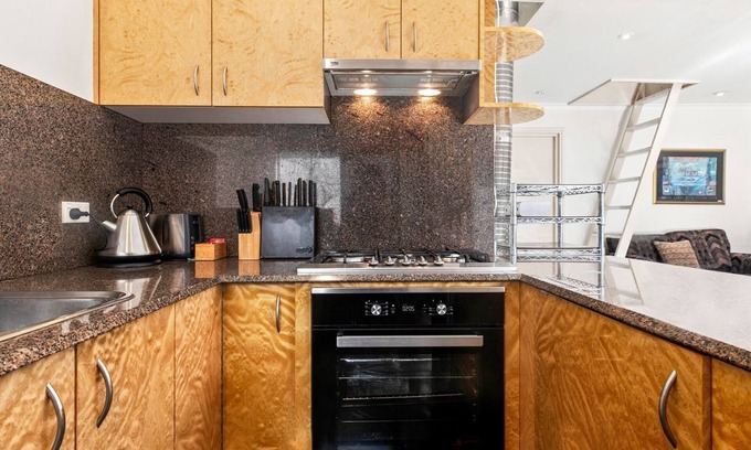 Thredbo Apartment | Mowamba D5 ideally located in the very centre of Thredbo Village.