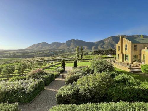 Hermanus Villa | Moya's Vineyard