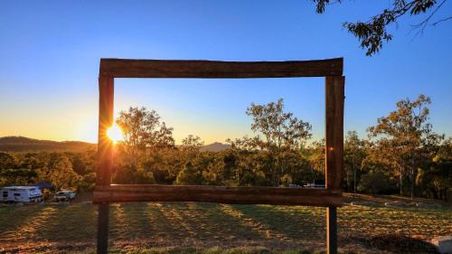 Mount Larcom Resort | Mt Larcom Tourist Park