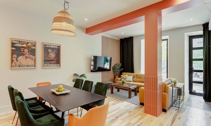 Plateau Mont Royal Apartment | MTLVR #18 | 1400 ft2 oasis, central Plateau, A/C