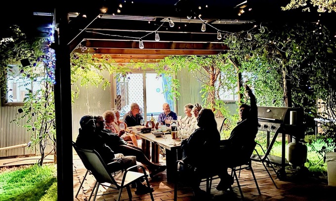 Central Mudgee House | Mudgee Explorer Lodge.nOwned by Mudgee Wine Explorer Tours