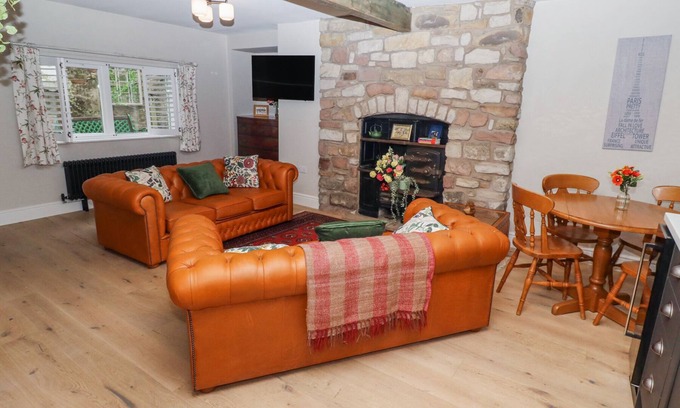Wooler Cottage | MUFFINS, character holiday cottage, with a garden in Wooler