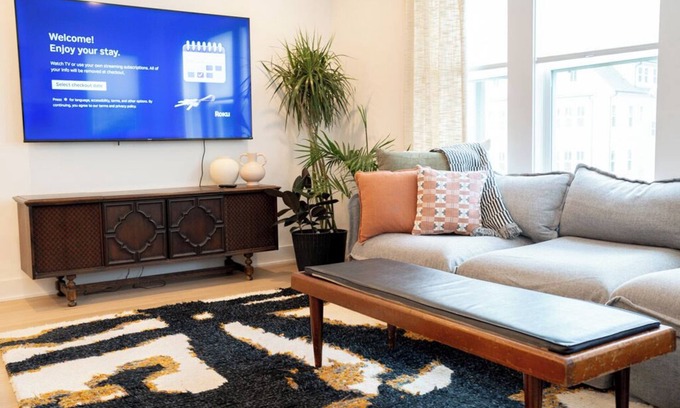 Southwest Raleigh House | Mulberry on Athens - 4 Bedroom curated stay in Raleigh/Cary