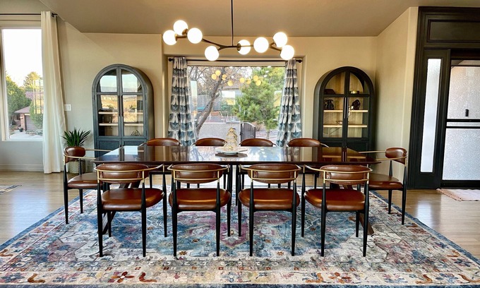 Northwest Colorado Springs House | Multi-family get away with breath taking Colorado views.