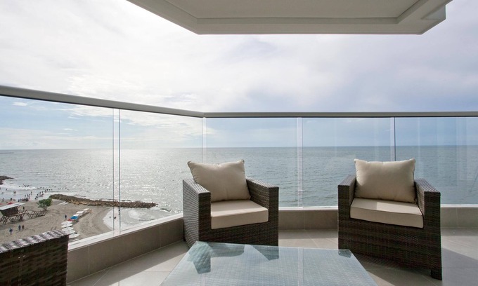 Junin Apartment | Murano Elite Luxury Oceanfront Bocagrande