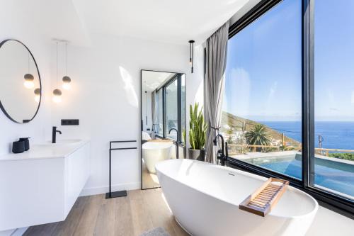 Taganana House | MURU House Anaga