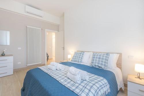 Buon Pastore-Sant'Agnese-San Damaso Apartment | Mutina LuxLife Home close to Center - Free Parking